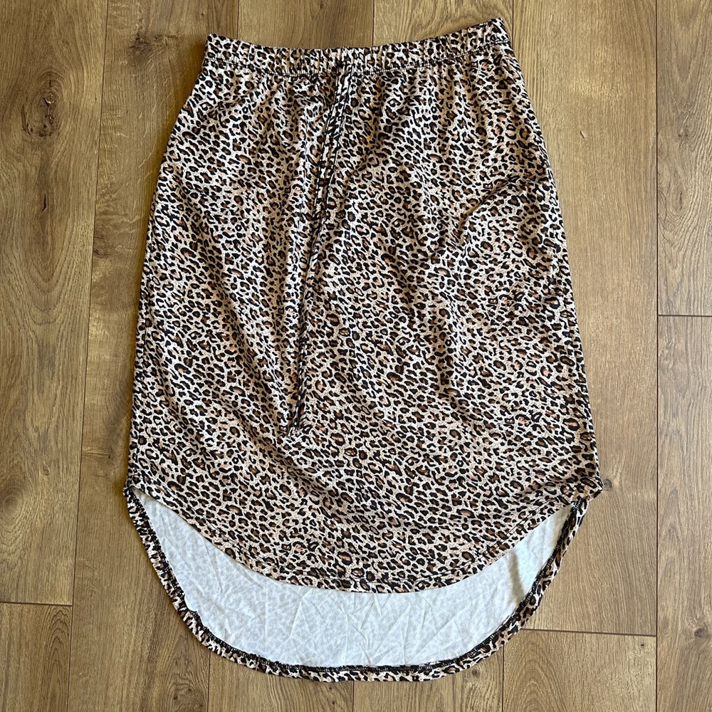 Leopard print skirt